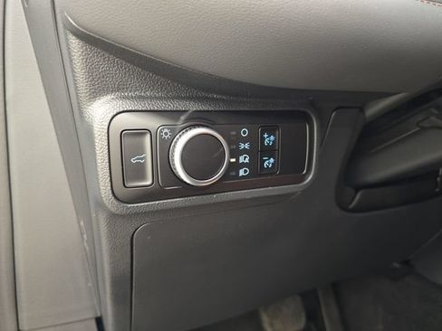 Certified 2026 Ford Explorer Active AWD/4WD image 36
