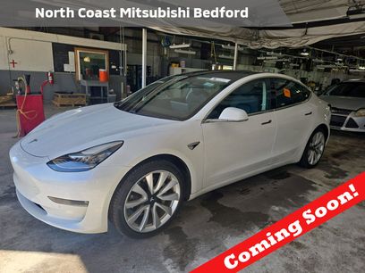 Used 2019 Tesla Model 3 Mid Range