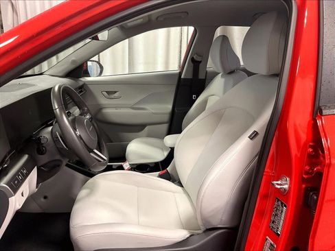 Used 2024 Hyundai Kona SEL w/ Convenience Package image 10