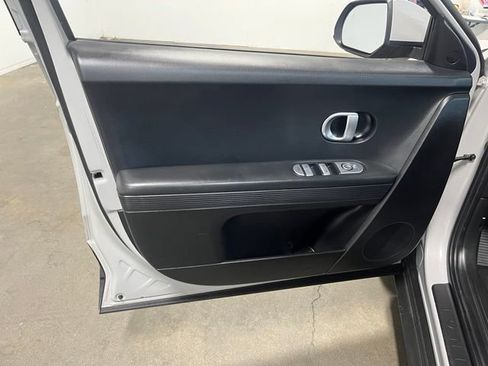 Used 2024 Hyundai Ioniq 5 SE RWD image 25