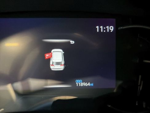 Used 2023 Toyota RAV4 XLE Premium FWD image 25