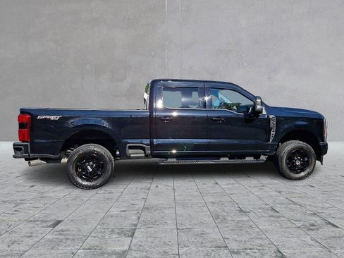 Used 2024 Ford F250 XLT w/ XLT Premium Package AWD/4WD image 7
