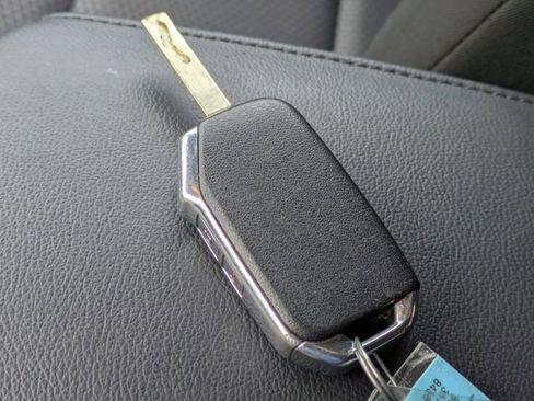 Used 2023 Kia Soul LX w/ Option Group 015 FWD image 32