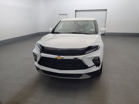 Used 2025 Chevrolet Blazer LT FWD image 15