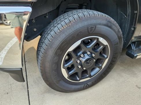 Used 2022 RAM 2500 Big Horn w/ Level A Equipment Group AWD/4WD image 8