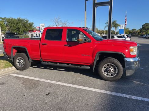 Used 2016 GMC Sierra 2500 4x4 Crew Cab w/ Sierra Convenience Package image 2