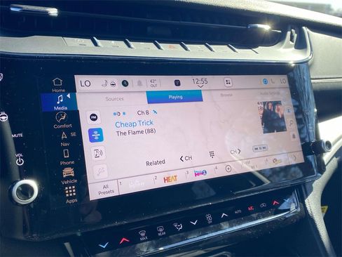 New 2026 Jeep Grand Cherokee Limited w/ Luxury Tech Group II image 43