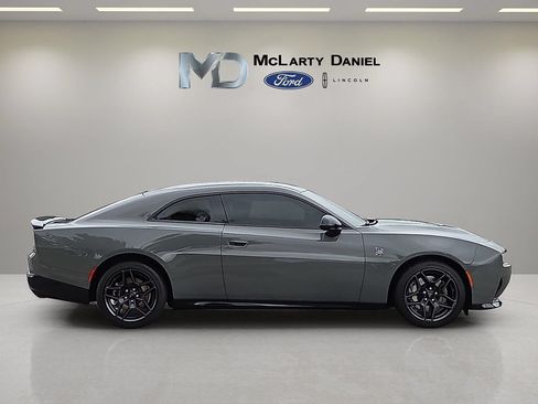 Used 2026 Dodge Charger Scat Pack w/ Blacktop Package AWD/4WD image 6