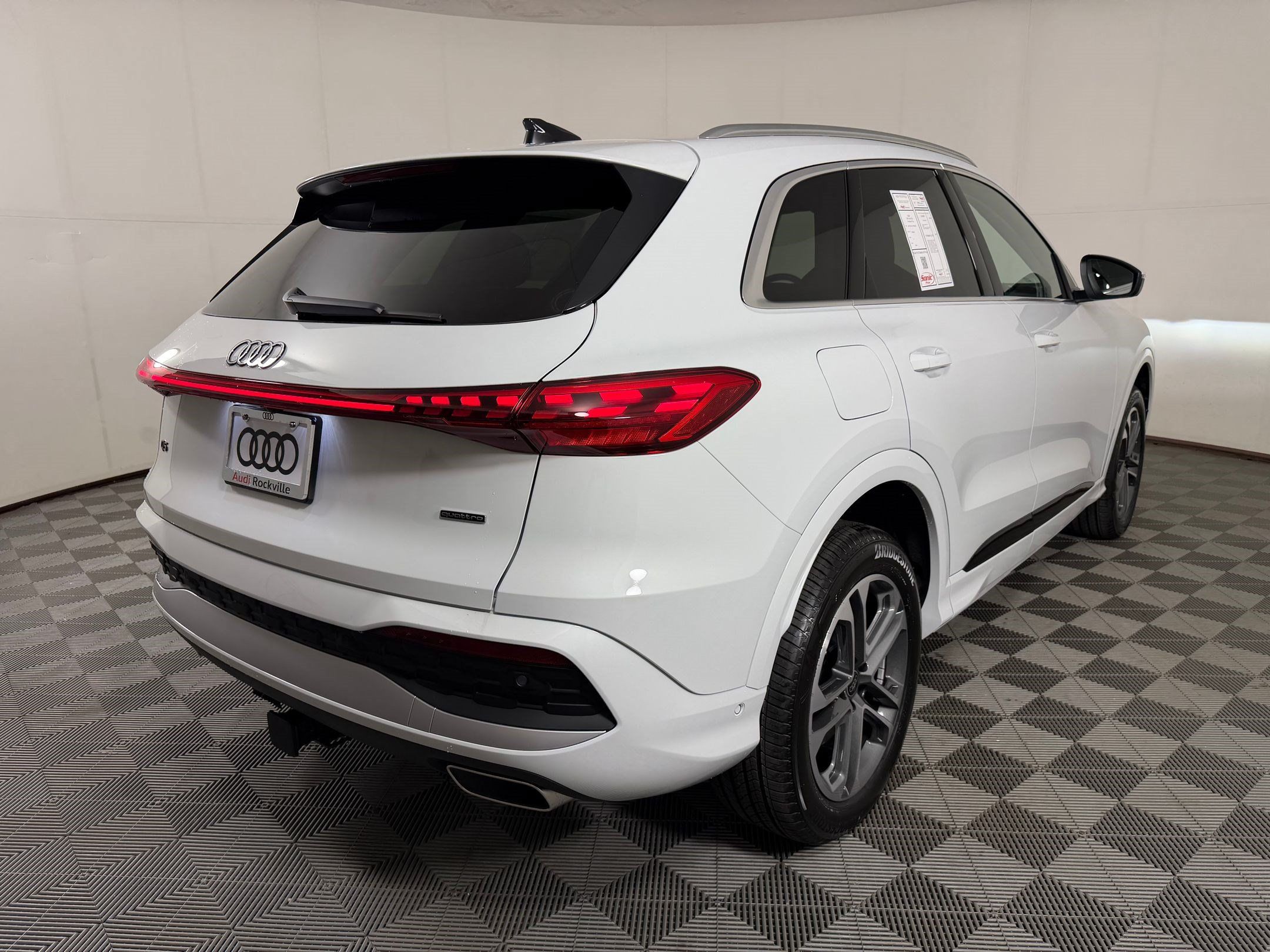 New 2026 Audi Q5 Premium AWD/4WD image 9