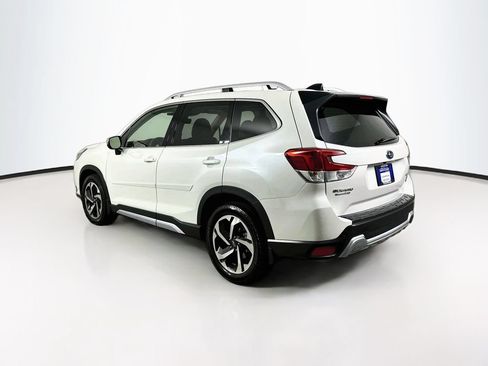 Used 2024 Subaru Forester Touring w/ POP Package 3 AWD/4WD image 6