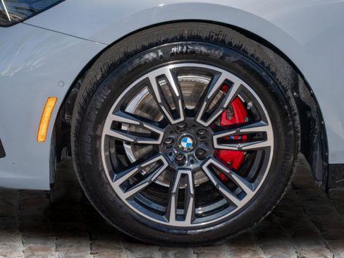 Used 2025 BMW 530i w/ M Sport Package image 39