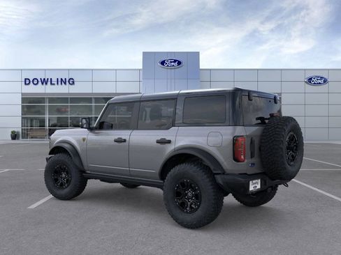 New 2025 Ford Bronco Badlands w/ Sasquatch Package image 4