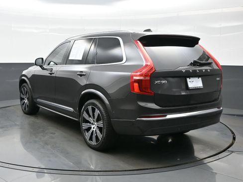 Used 2025 Volvo XC90 B6 Ultra w/ Protection Package image 4