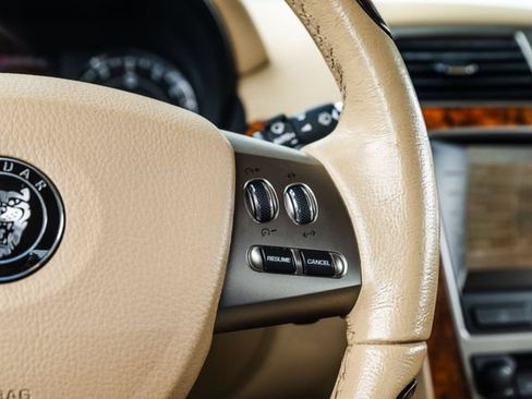 Used 2007 Jaguar XK Convertible RWD image 57