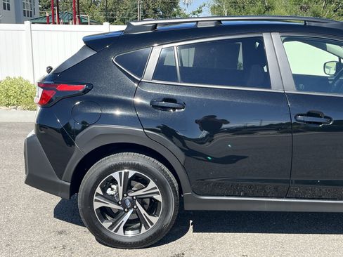 Used 2025 Subaru Crosstrek 2.5i Premium AWD/4WD image 6