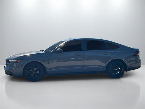 Used 2025 Honda Accord SE image 8