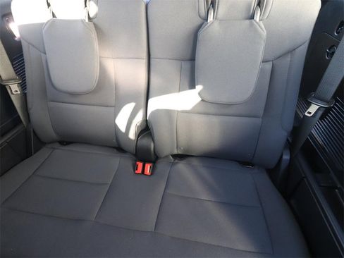 Used 2025 Ford Explorer Active image 12