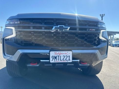 Used 2024 Chevrolet Tahoe Z71 w/ Luxury Package AWD/4WD image 6
