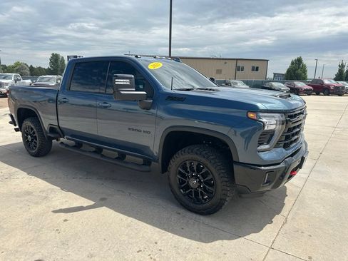 Used 2025 Chevrolet Silverado 2500 LTZ w/ Trail Boss Package AWD/4WD image 34