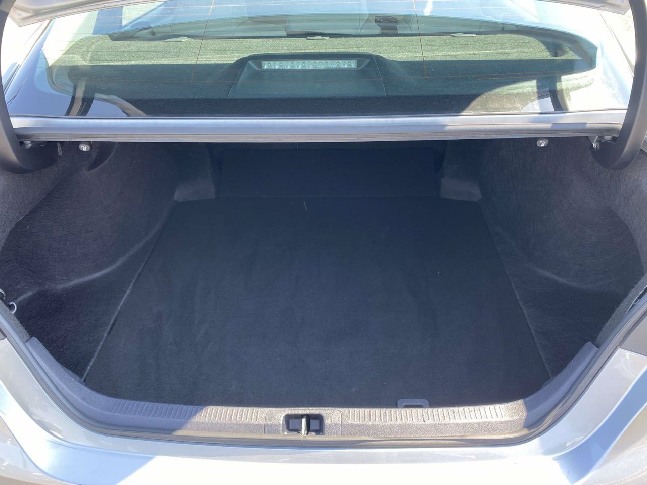 Used 2024 Toyota Camry SE FWD image 8