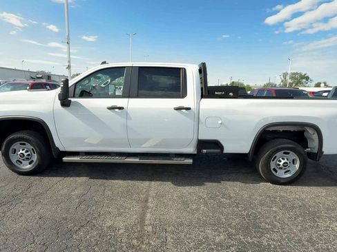 Used 2023 Chevrolet Silverado 2500 W/T w/ WT Convenience Package RWD image 5