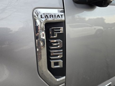 Used 2022 Ford F350 Lariat w/ Lariat Ultimate Package image 10