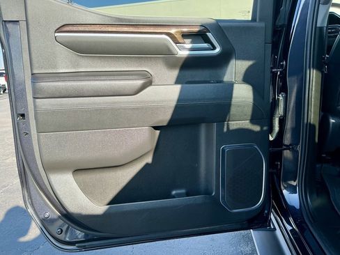 Used 2022 GMC Sierra 1500 Elevation w/ LPO, Elevation Black Package image 31