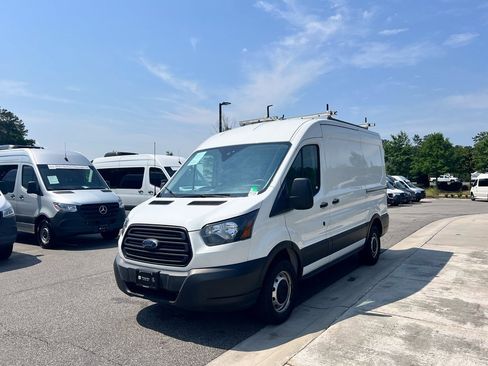 Used 2019 Ford Transit 250 130 Medium Roof image 31