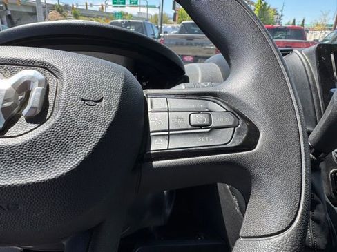 Used 2025 RAM ProMaster 2500 w/ Convenience Group FWD image 27