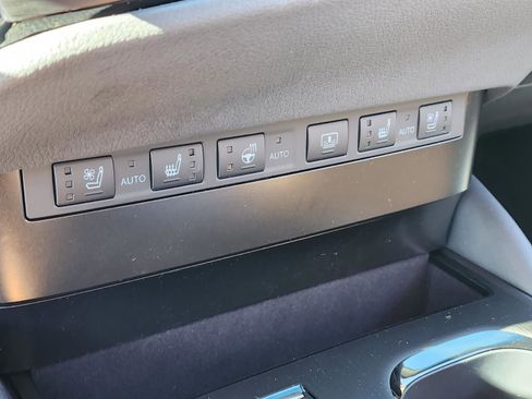 New 2025 Lexus ES 350 w/ Premium Package image 21