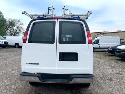 Used 2019 Chevrolet Express 2500 2500 Cargo w/ Driver Convenience Package image 5
