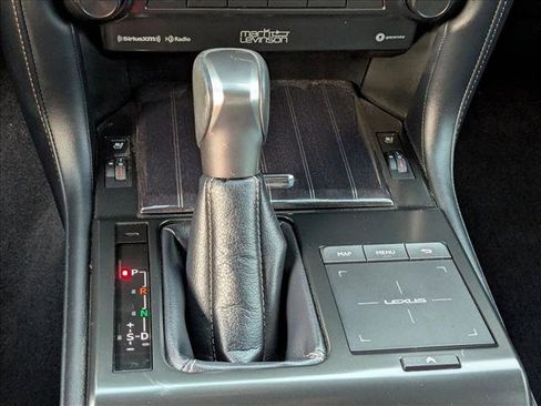 Used 2023 Lexus GX 460 Premium w/ Premium Plus Package image 12