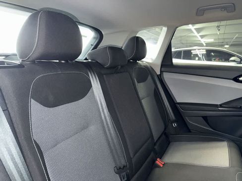 Certified 2024 Volkswagen Taos S FWD image 26