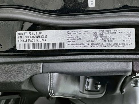 Used 2022 Jeep Grand Cherokee L Laredo AWD/4WD image 27