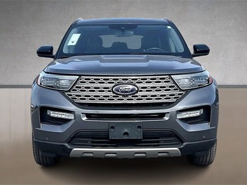 Used 2022 Ford Explorer Limited image 3