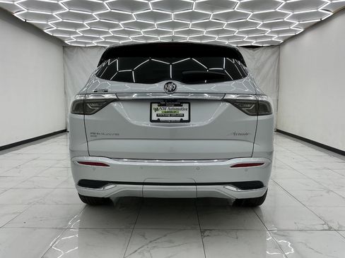 Used 2022 Buick Enclave Avenir w/ Trailering Package, 5000 lbs. AWD/4WD image 10