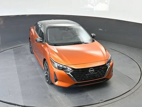 Used 2024 Nissan Sentra SR w/ SR Premium Package FWD image 52
