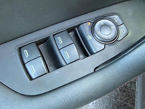 Used 2021 Chevrolet Blazer RS w/ Enhanced Convenience Package image 15