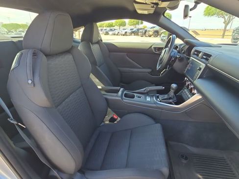 Used 2022 Toyota GR86 w/ ALL Weather Mat Package (TMS) image 10