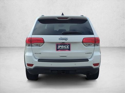 Used 2019 Jeep Grand Cherokee Laredo w/ 18" Wheel & 8.4" Radio Group image 6