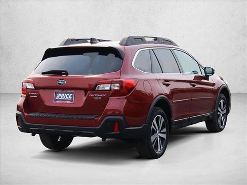 Used 2018 Subaru Outback 3.6R Limited AWD/4WD image 5