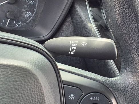 Used 2024 Toyota Corolla LE FWD image 38