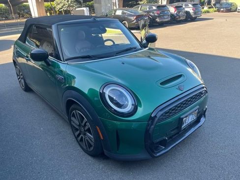Used 2023 MINI Cooper S w/ Signature Upholstery Package FWD image 4