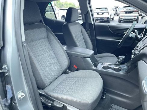 Certified 2024 Chevrolet Equinox LT FWD image 26