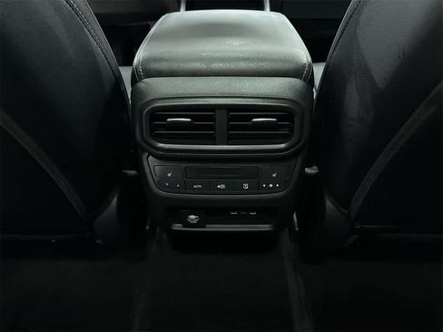 Used 2024 Honda Pilot Elite image 33