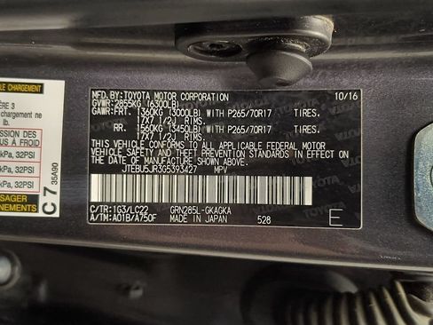 Used 2016 Toyota 4Runner Trail Premium AWD/4WD image 24