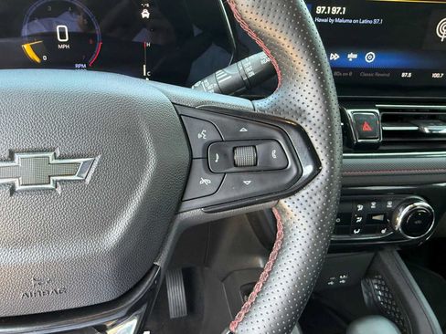 Used 2025 Chevrolet TrailBlazer RS w/ Convenience Package FWD image 25