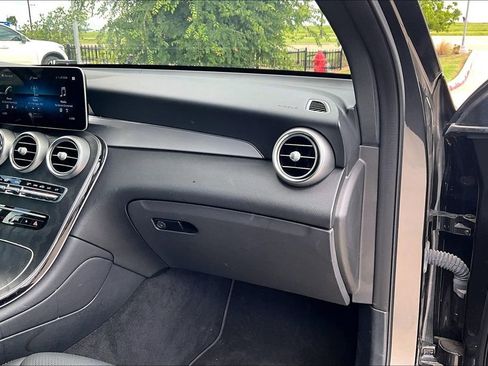 Used 2022 Mercedes-Benz GLC 300 image 20