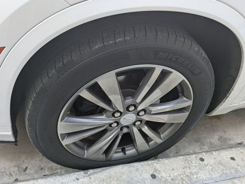 Used 2021 Cadillac XT6 Premium Luxury w/ LPO, Floor Liner Package image 3