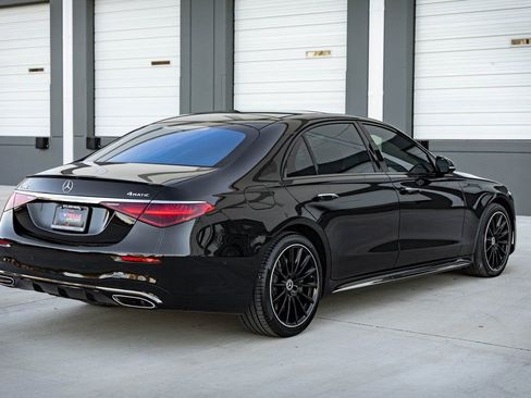Used 2023 Mercedes-Benz S 500 4MATIC w/ AMG Line image 11